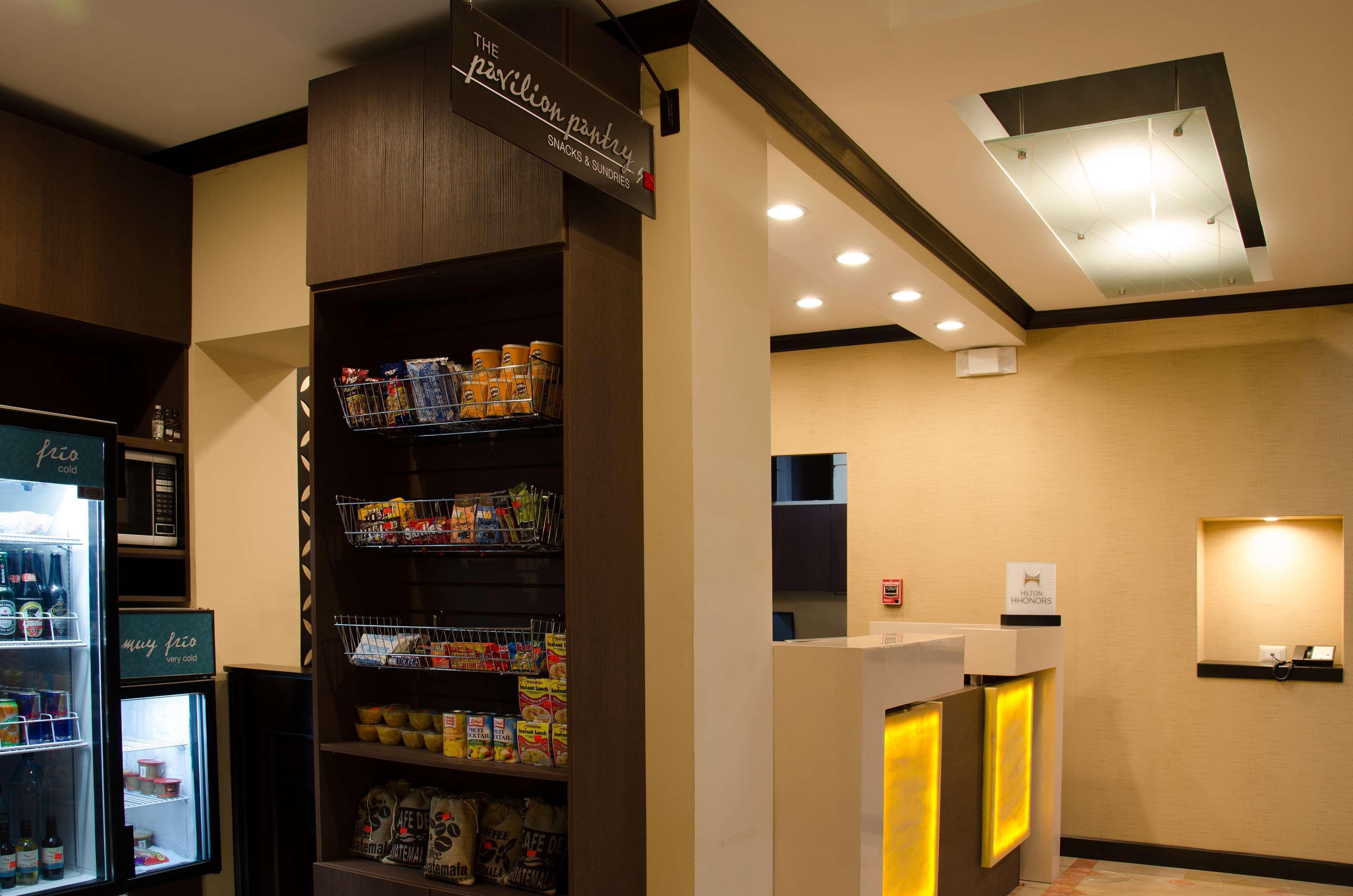 Hilton Garden Inn Guatemala City Exterior foto