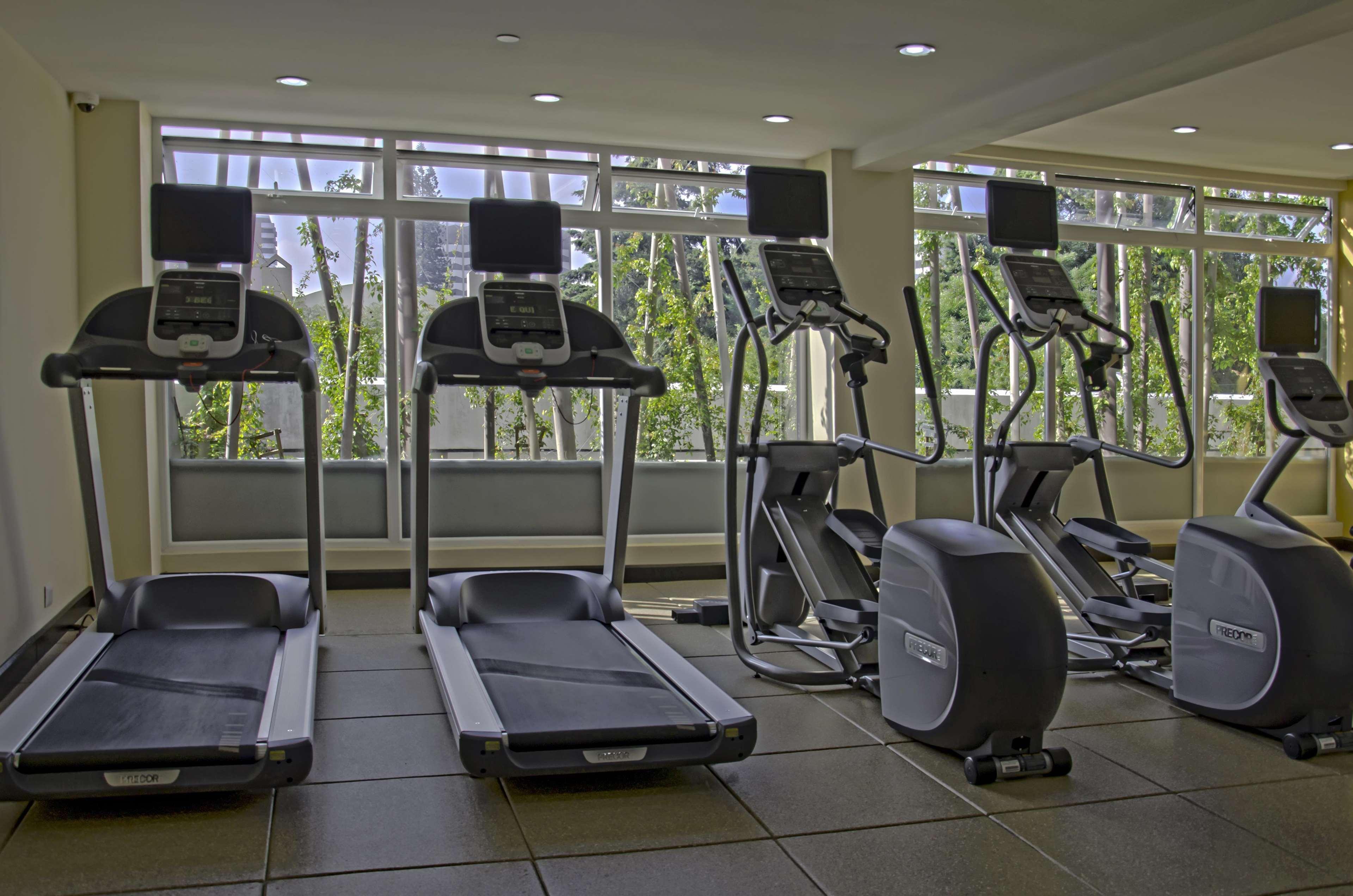 Hilton Garden Inn Guatemala City Exterior foto