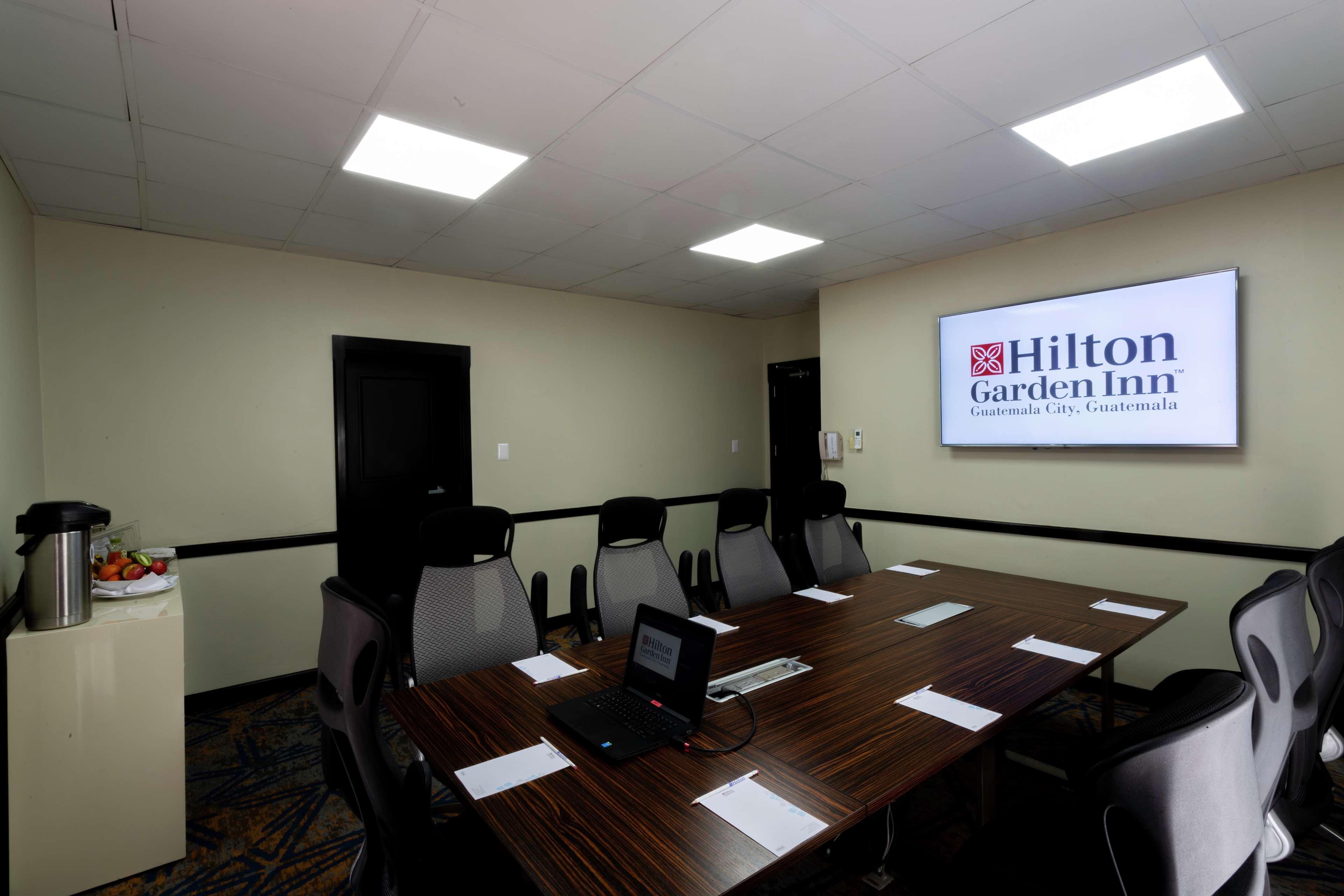 Hilton Garden Inn Guatemala City Exterior foto