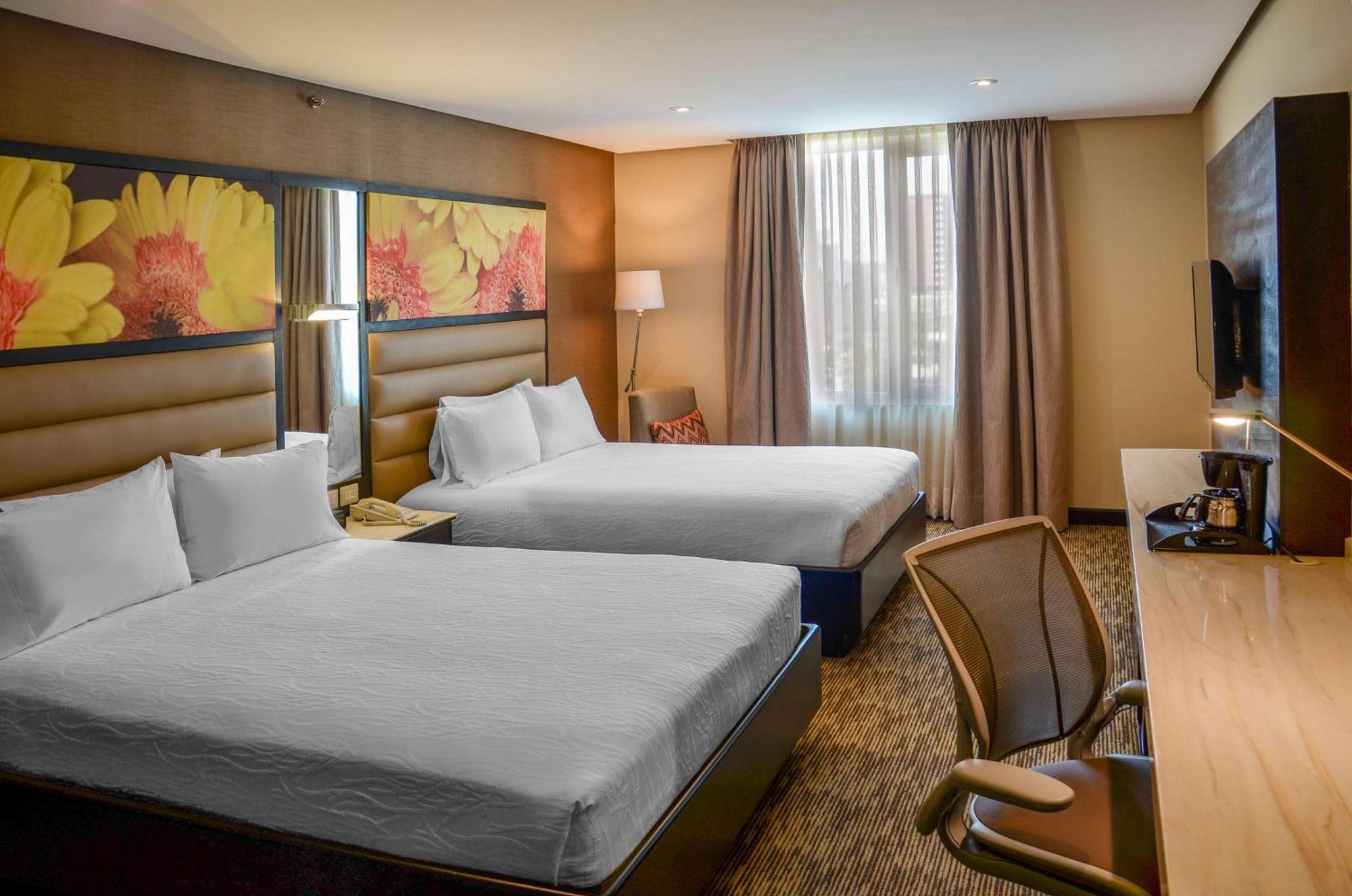 Hilton Garden Inn Guatemala City Exterior foto